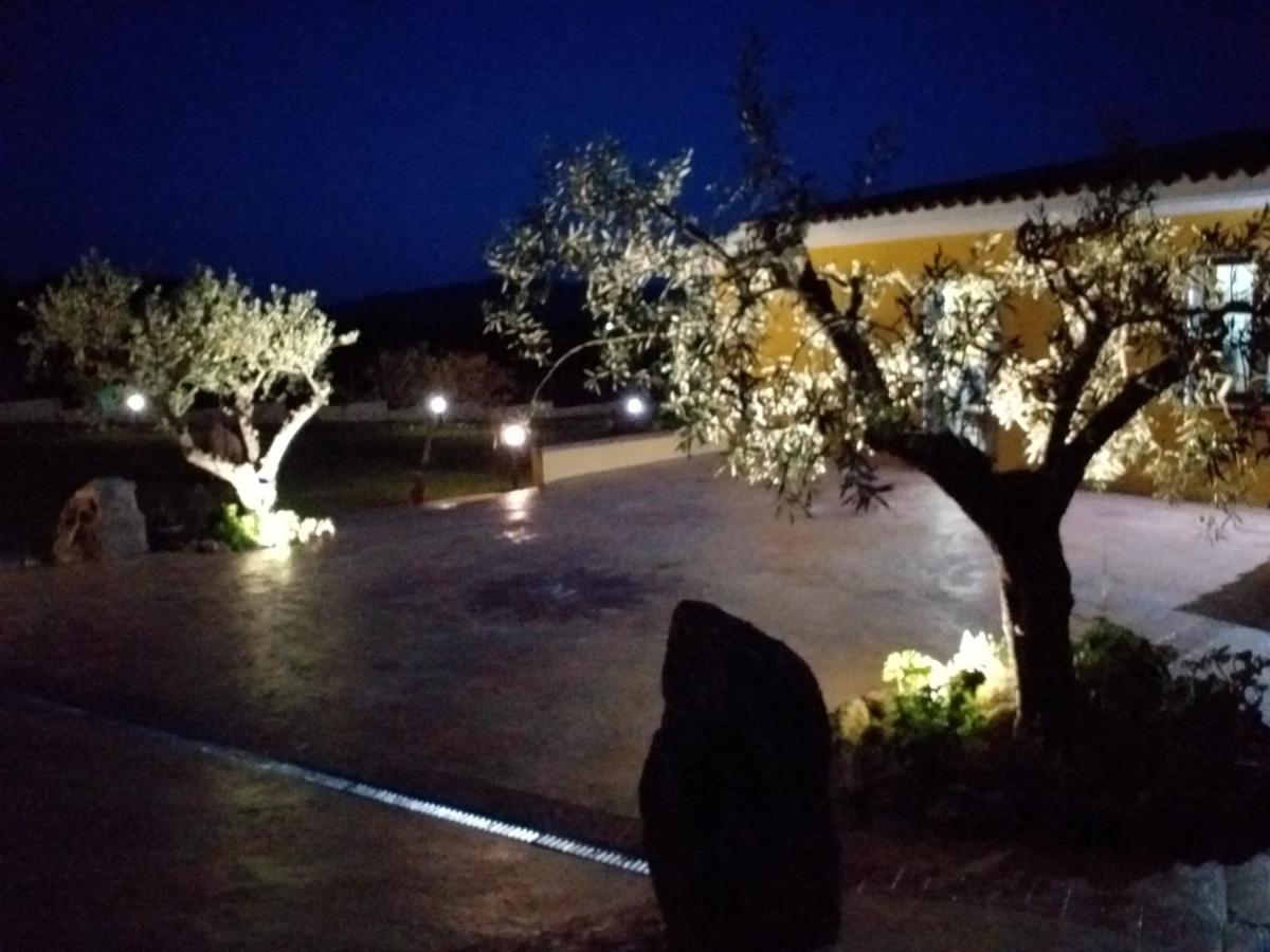 Indipendente Con Piscina Uso Esclusivo Internet Illimitato Villa Siniscola Eksteriør billede
